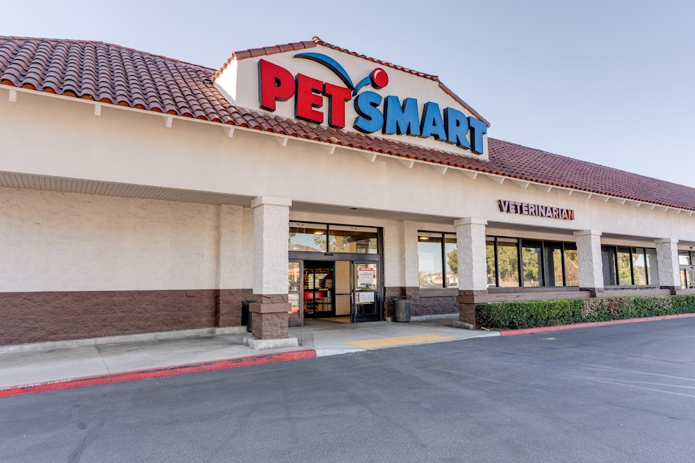 PetSmart Veterinary Services - Tujunga